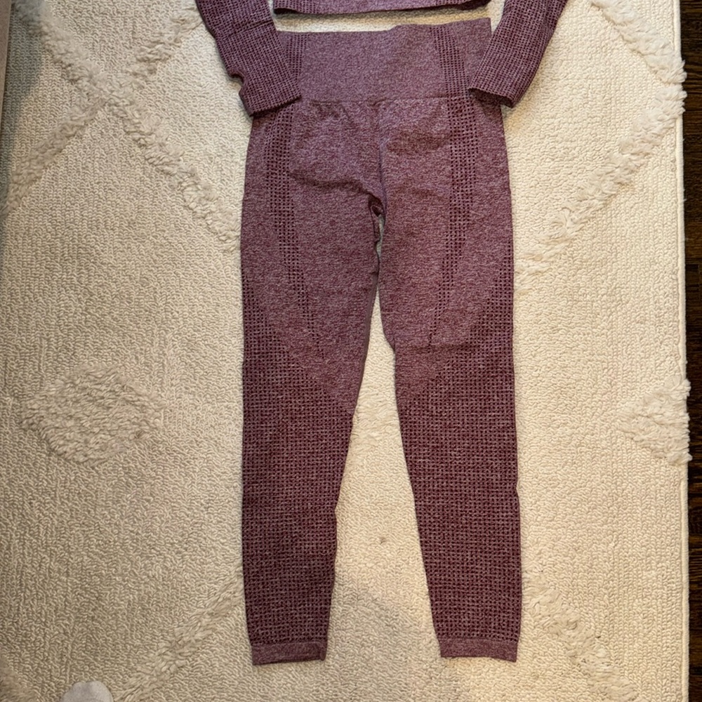 Seamless Matching Workout Set - Picture 4 of 4